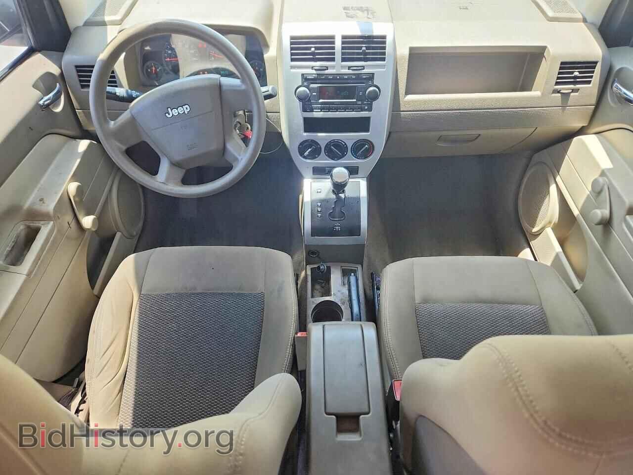 2008 JEEP COMPASS - VIN: 1J8FT47W88D525758 - Фото 8