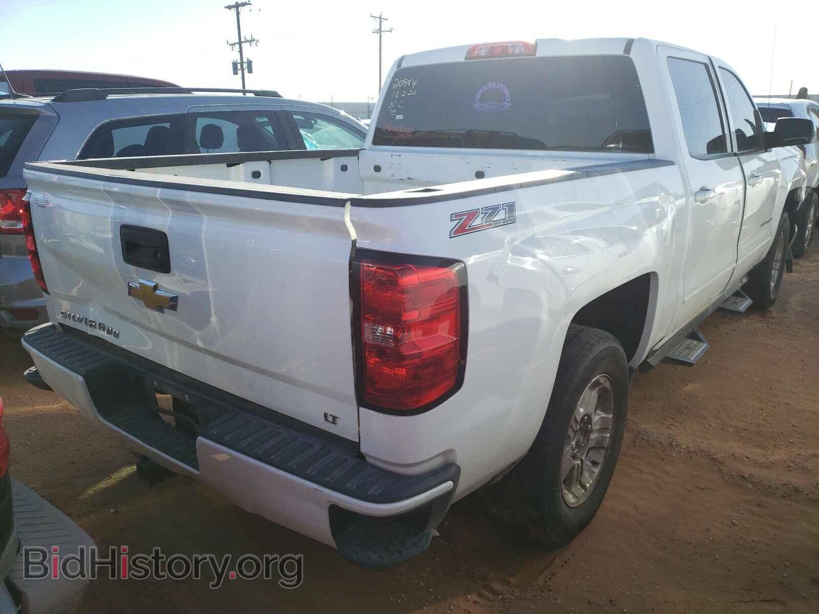 2017 CHEVROLET SILVERADO - VIN: 3GCUKREC5HG211186 - Фото 4