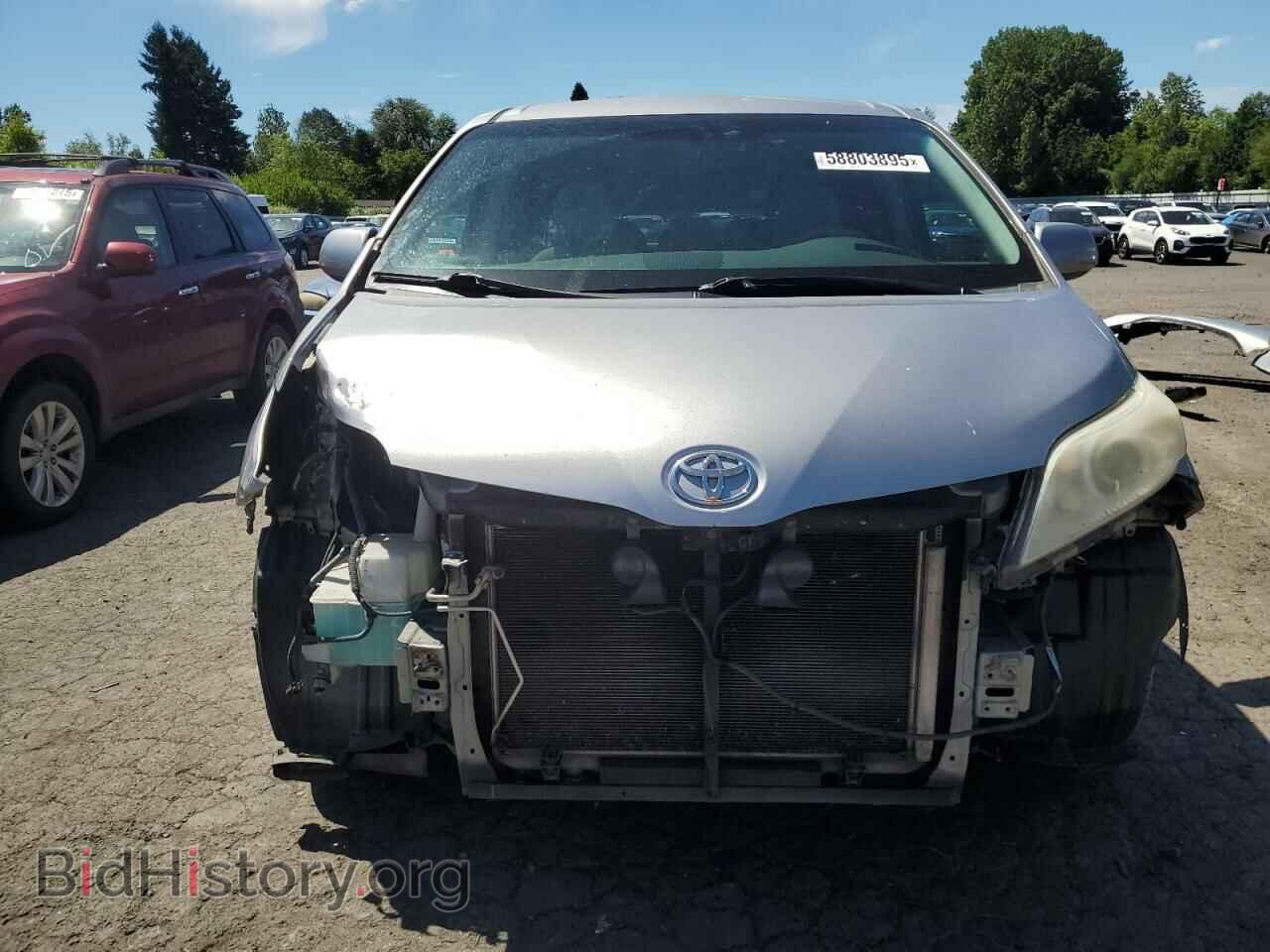 2011 TOYOTA All Models - VIN: 5TDKK3DCXBS037369 - Фото 5