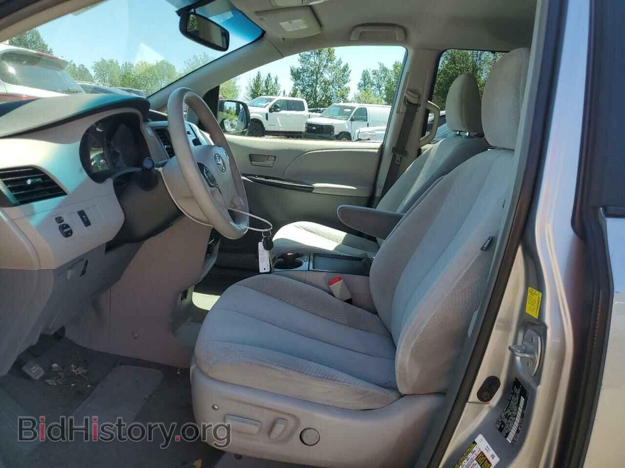 2011 TOYOTA All Models - VIN: 5TDKK3DCXBS037369 - Фото 7
