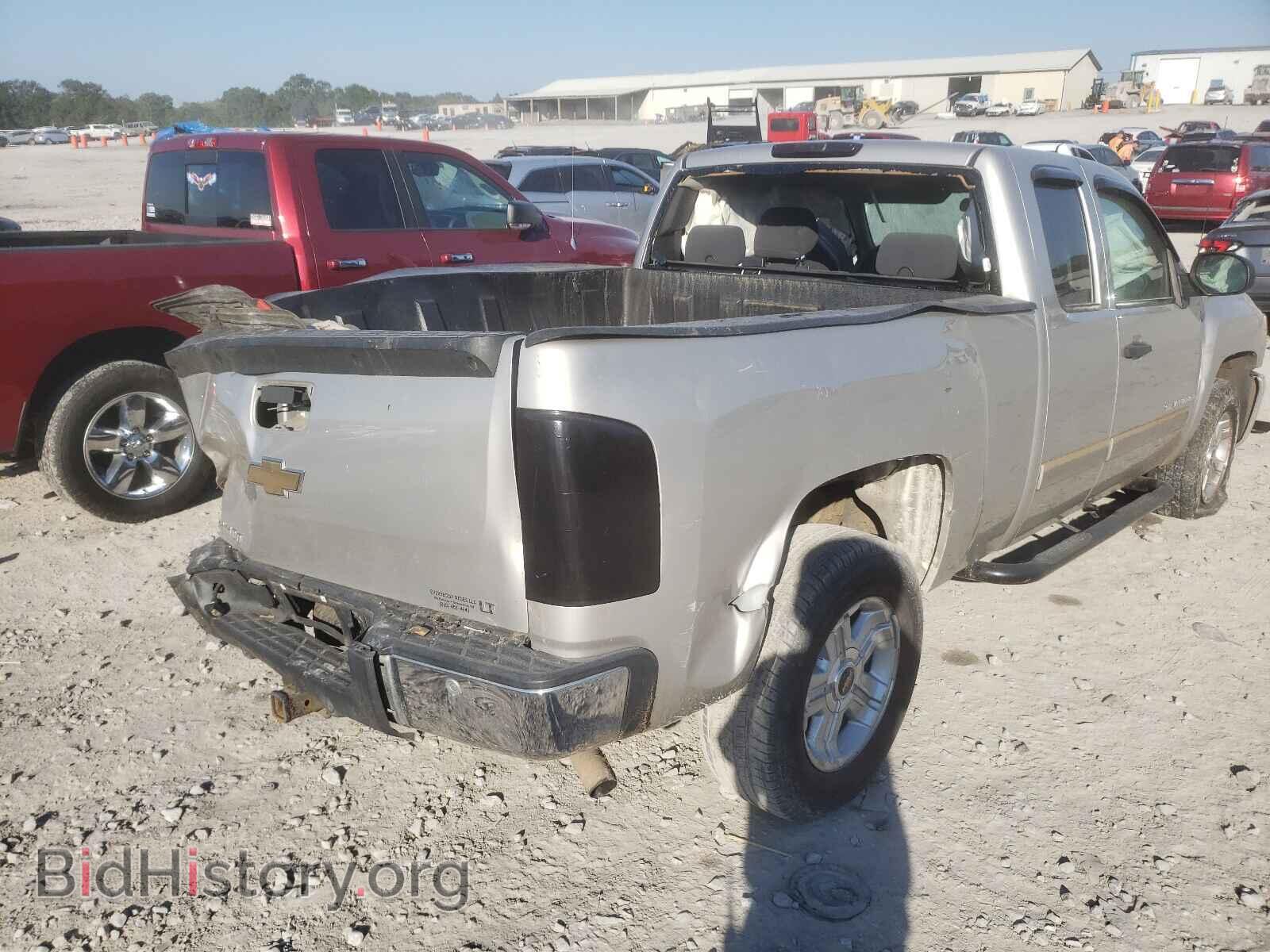 2007 CHEVROLET SILVERADO - VIN: 2GCEC19J171589153 - Фото 4
