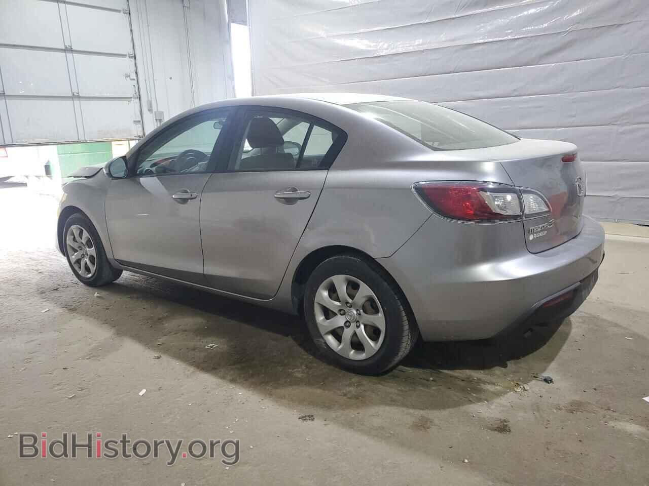 2011 MAZDA 3 - VIN: JM1BL1UG8B1489340 - Photo 2