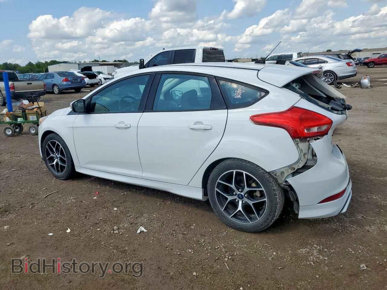 2016 FORD FOCUS - VIN: 1FADP3K23GL233821 - Фото 2