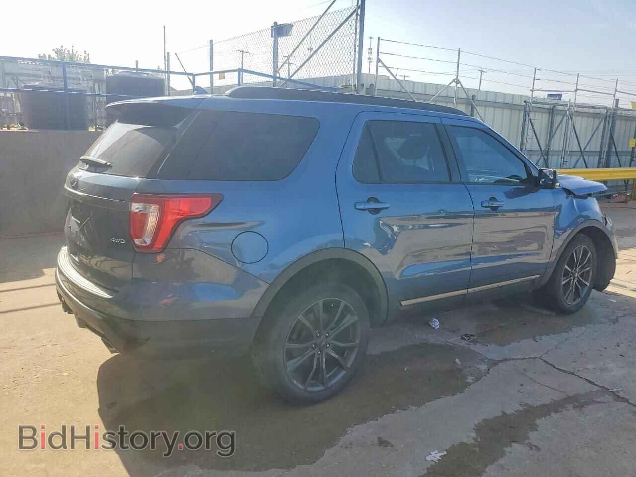 2018 FORD EXPLORER - VIN: 1FM5K8D82JGB28744 - Фото 3