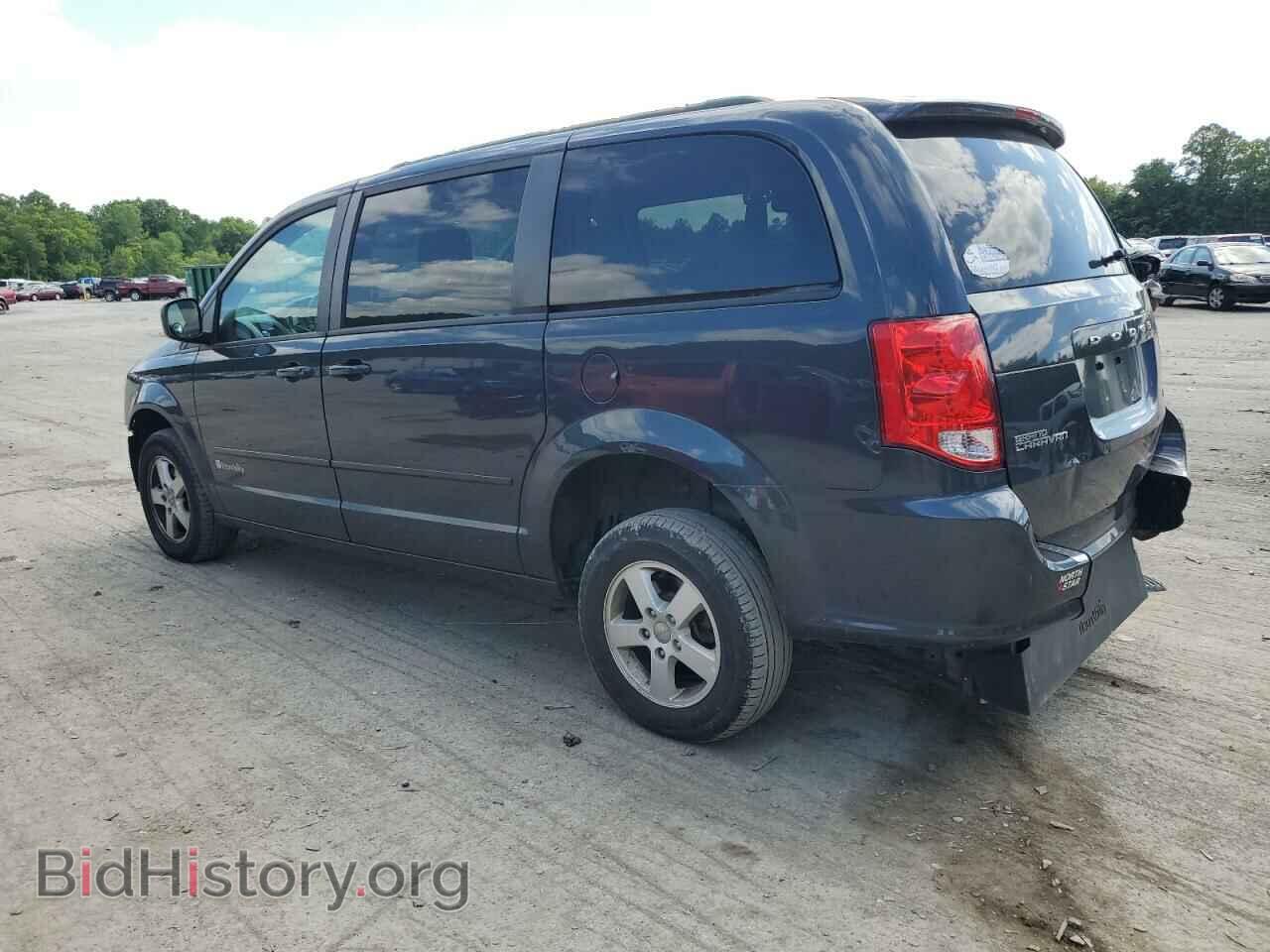 2013 DODGE CARAVAN - VIN: 2C4RDGCG7DR590867 - Photo 2