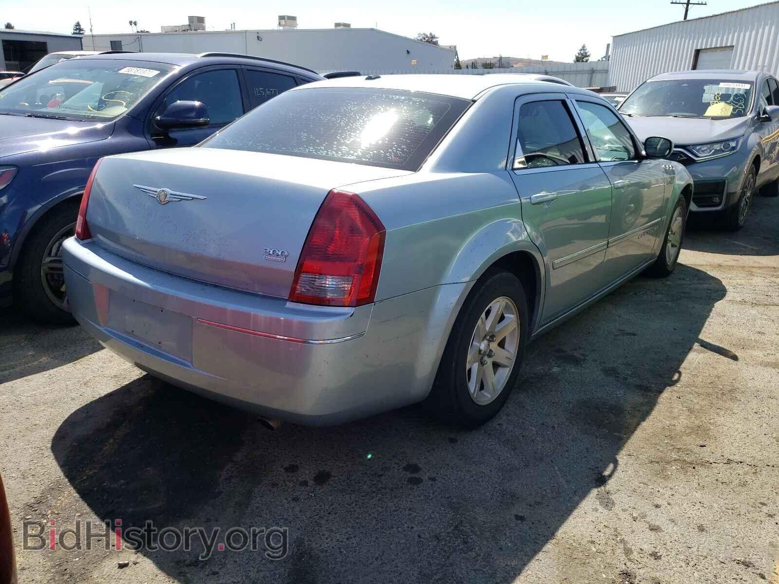 2006 CHRYSLER 300 - VIN: 2C3KA53G86H316525 - Фото 4