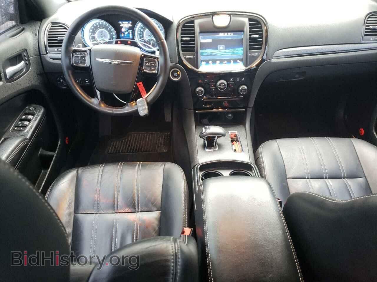 2012 CHRYSLER 300 - VIN: 2C3CCABG0CH306995 - Фото 8