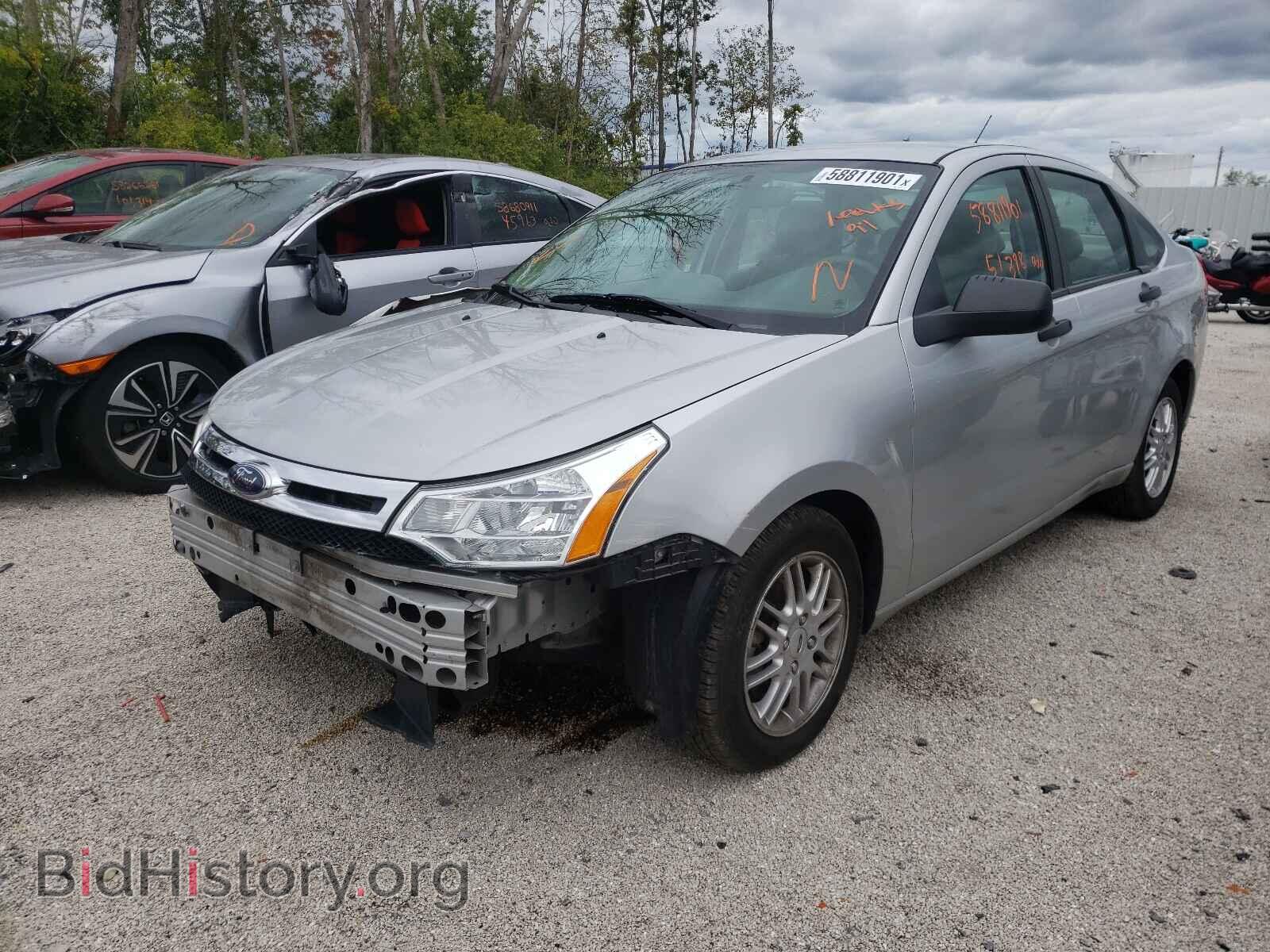 2009 FORD FOCUS - VIN: 1FAHP35N09W138741 - Фото 2