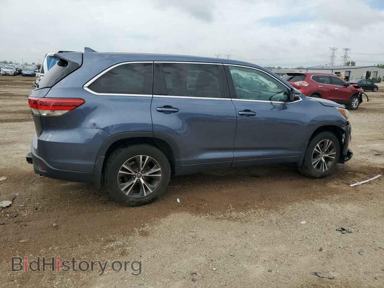 2018 TOYOTA HIGHLANDER - VIN: 5TDBZRFH5JS852973 - Фото 3