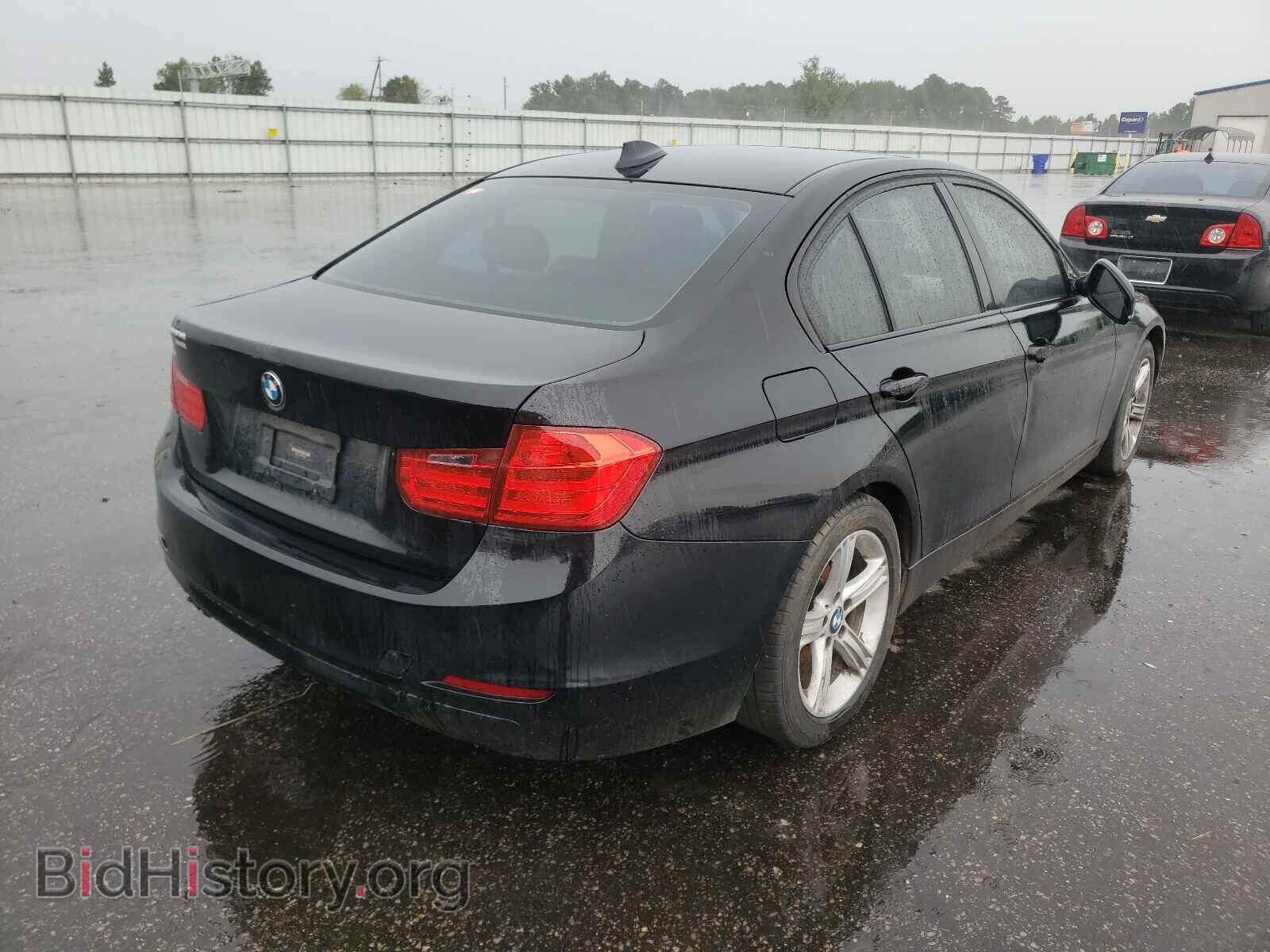 2013 BMW 3 SERIES - VIN: WBA3A5C52DF357839 - Photo 4