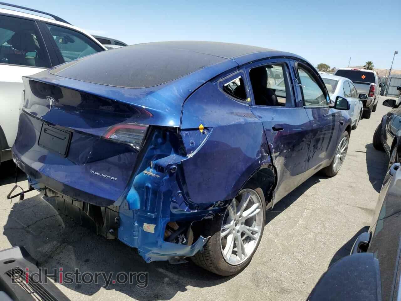 2023 TESLA MODEL Y - VIN: 7SAYGDEE5PF913331 - Photo 3