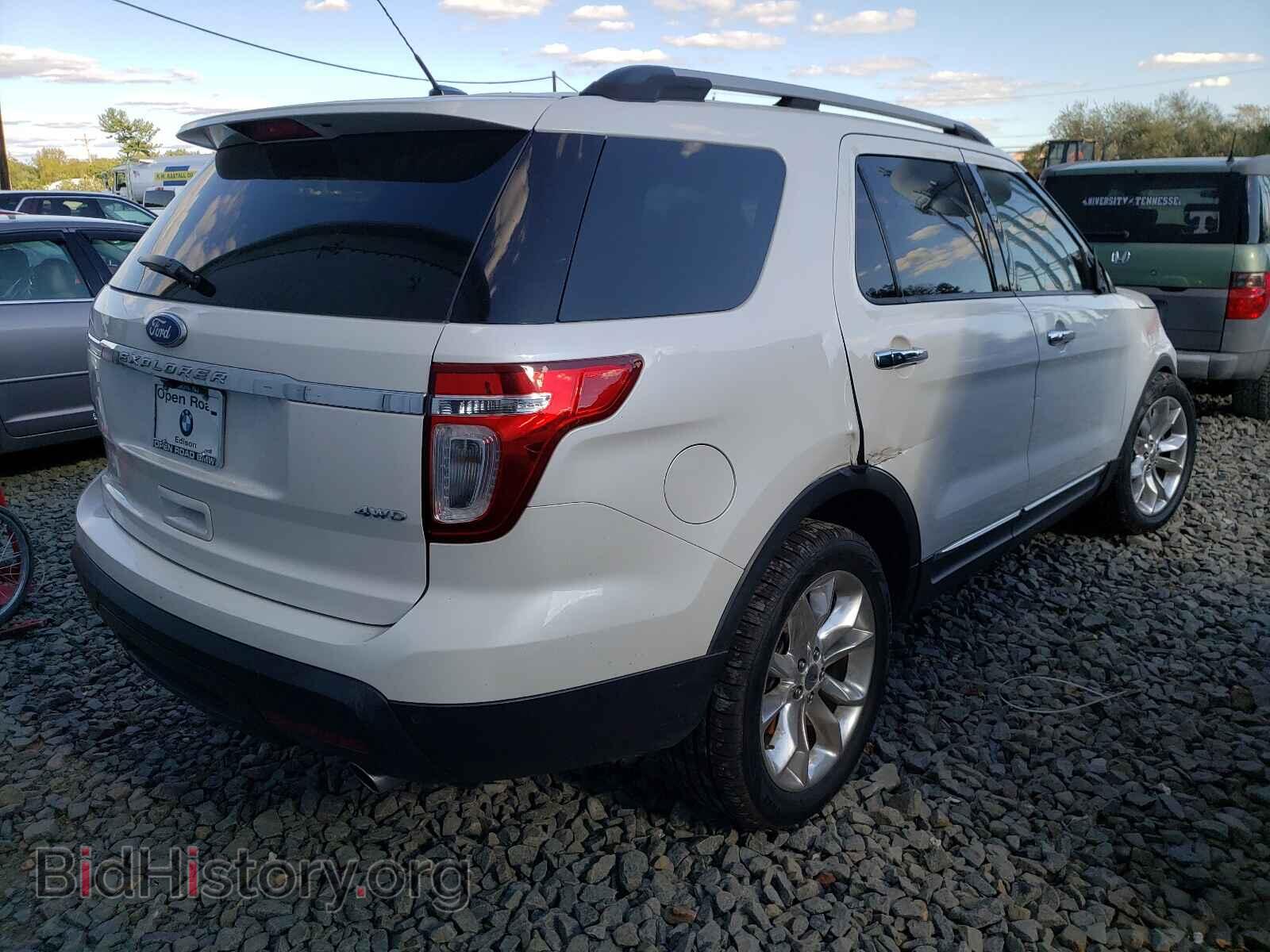2011 FORD EXPLORER - VIN: 1FMHK8D82BGA29677 - Photo 4