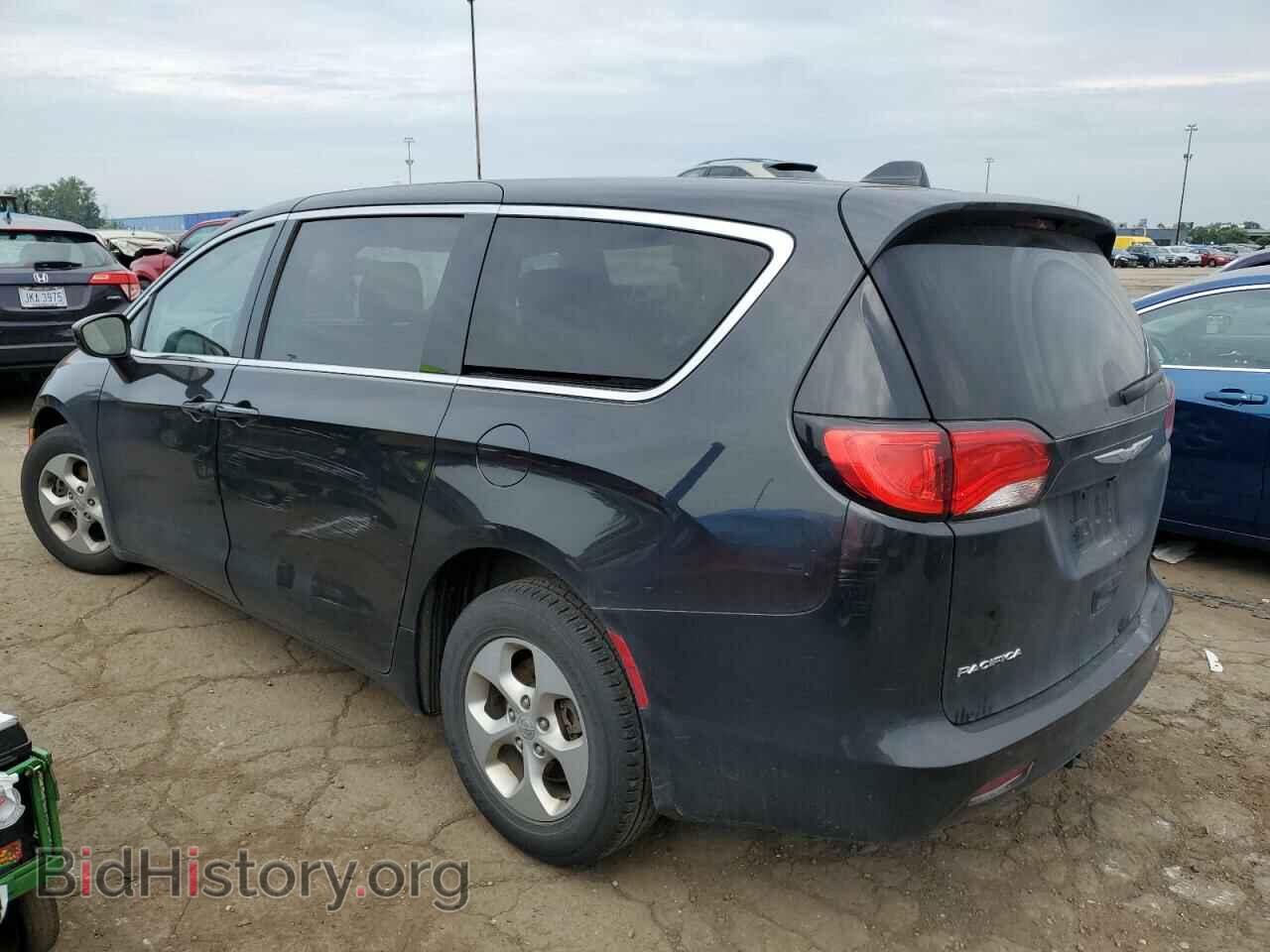 2017 CHRYSLER PACIFICA - VIN: 2C4RC1CG4HR565866 - Photo 2