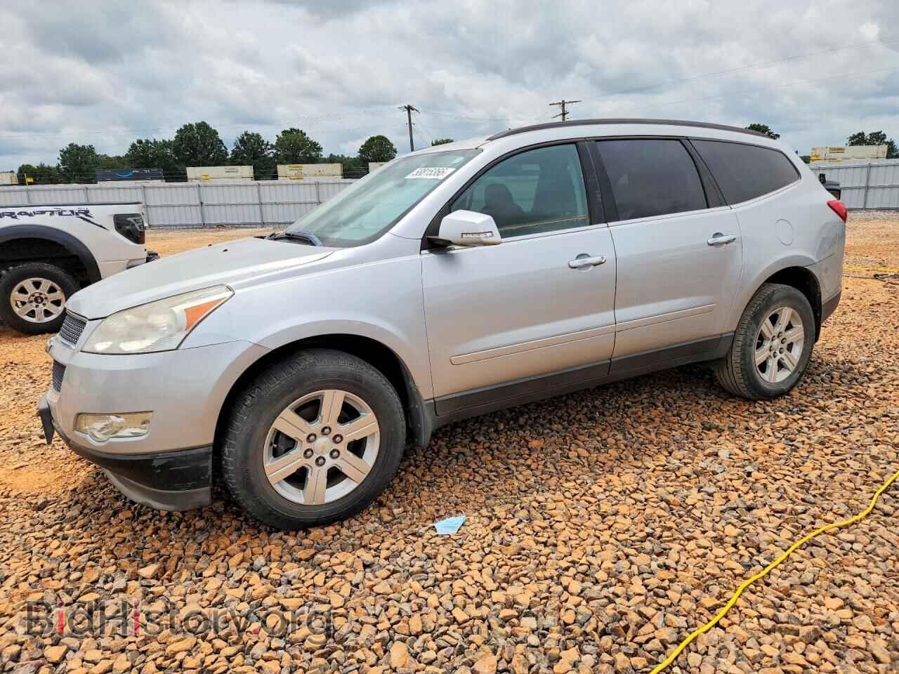 Фотография 1GNKRGED0CJ140350 - CHEVROLET TRAVERSE 2012