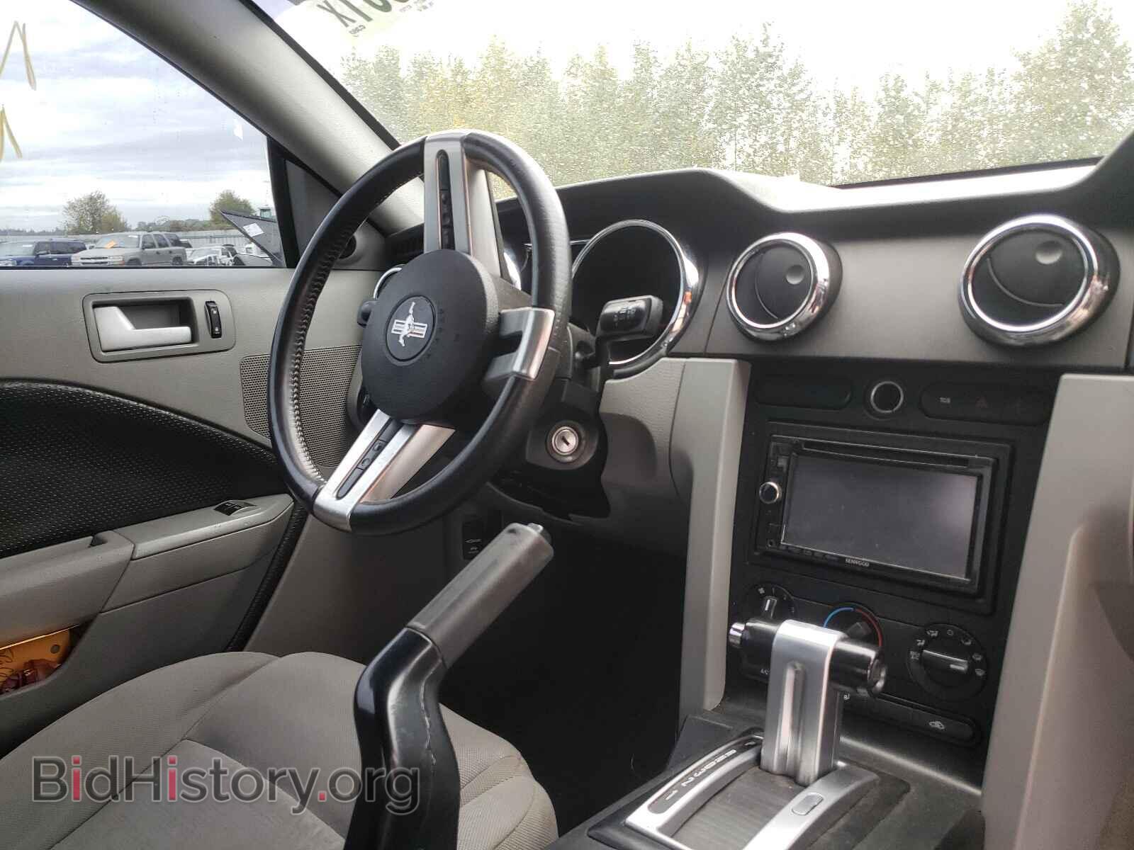 2009 FORD MUSTANG - VIN: 1ZVHT80N195100254 - Фото 9