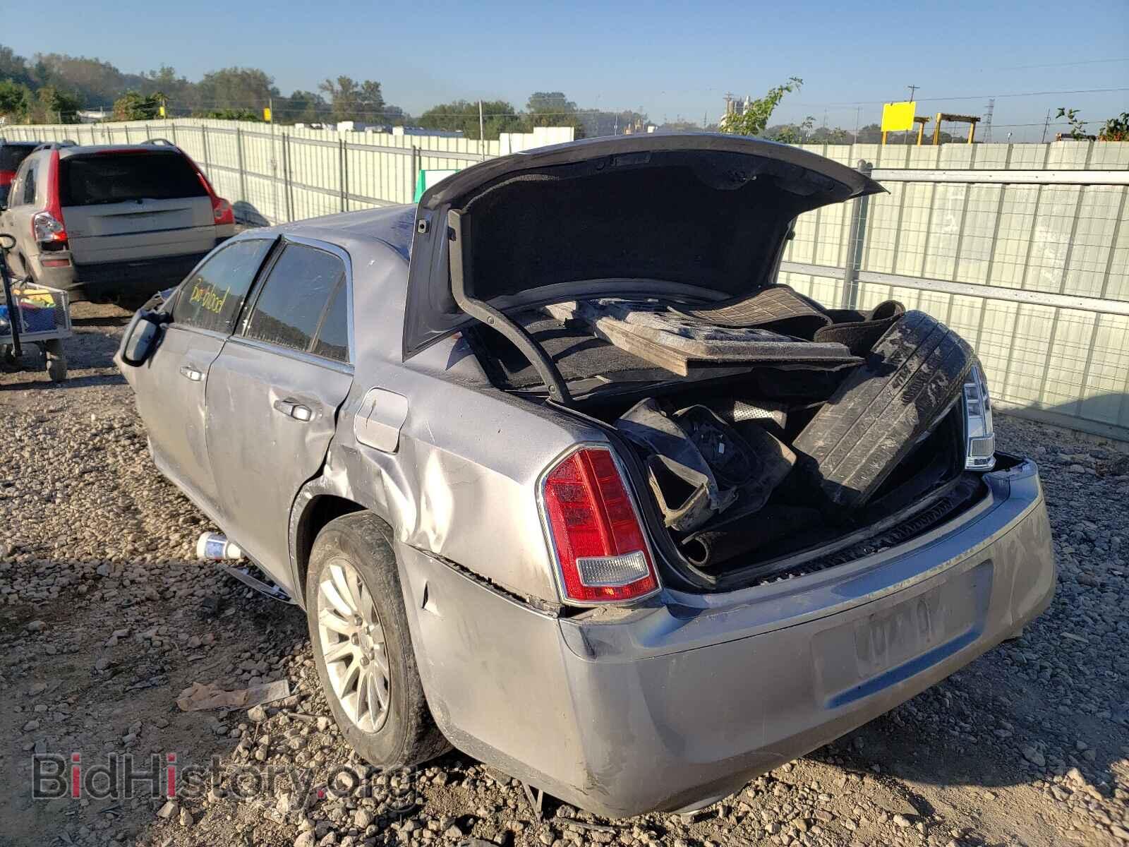 2014 CHRYSLER 300 - VIN: 2C3CCAAG2EH199887 - Фото 3