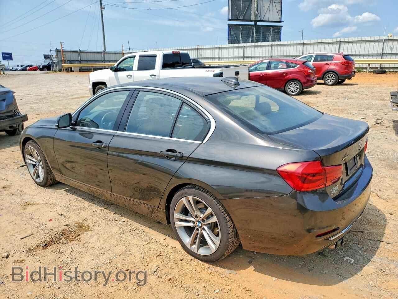 2017 BMW 3 SERIES - VIN: WBA8D9C52HK678023 - Фото 2