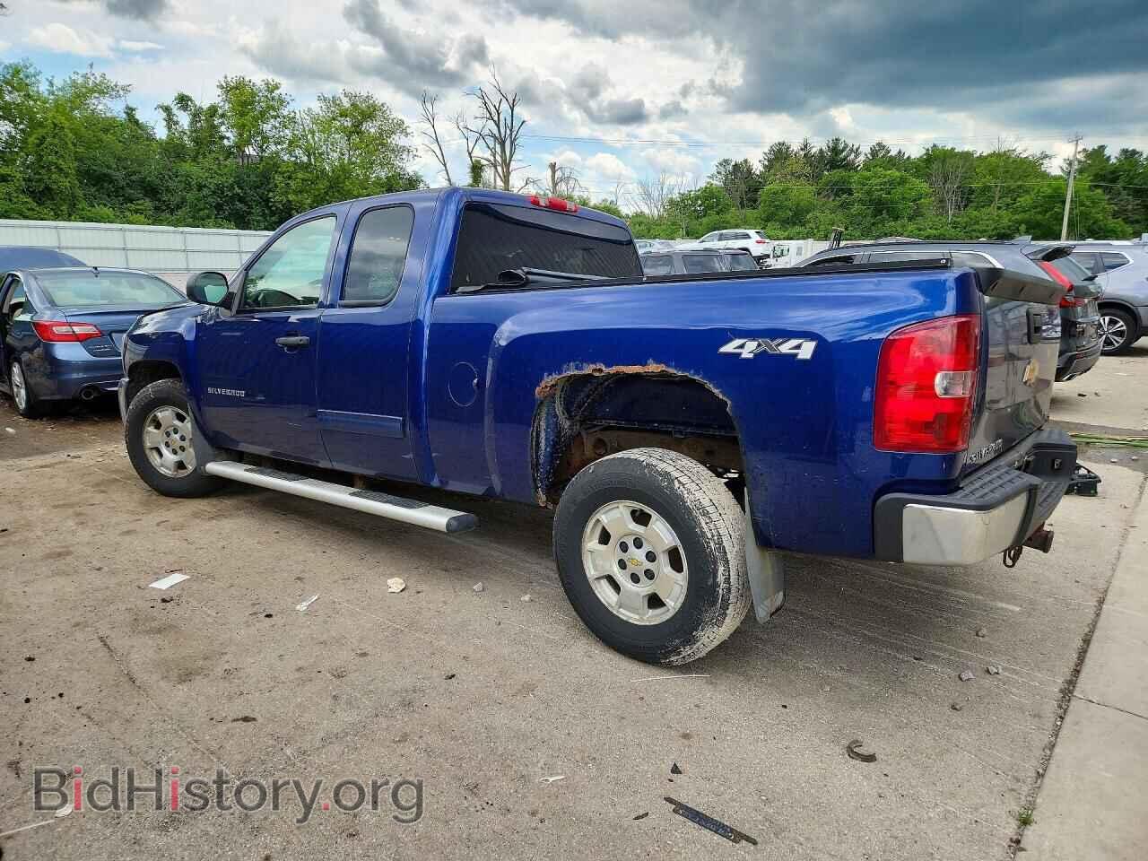 2013 CHEVROLET SILVERADO - VIN: 1GCRKSE75DZ381316 - Фото 2