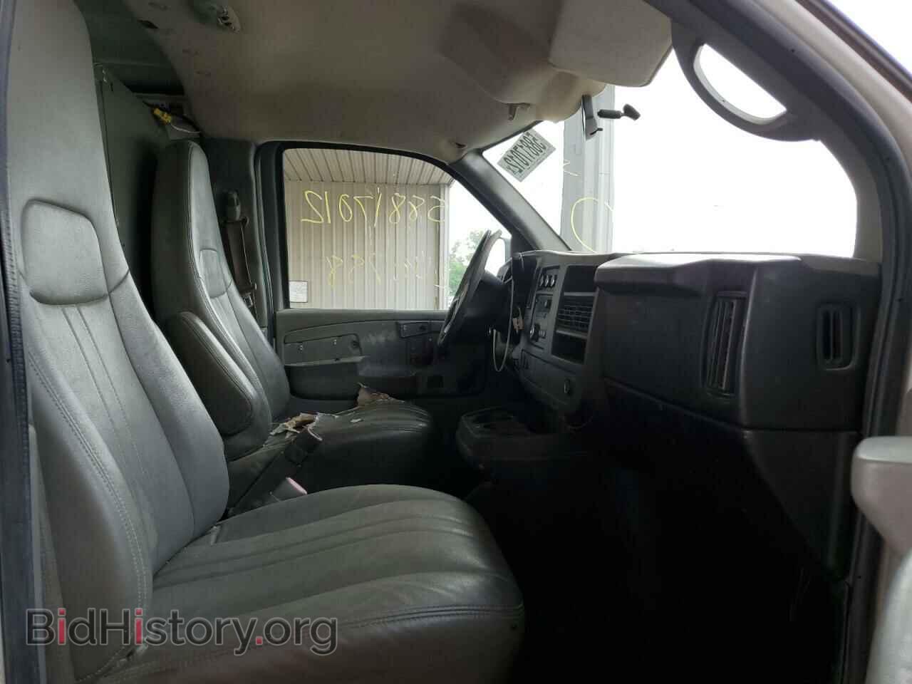 2011 CHEVROLET EXPRESS - VIN: 1GCWGGFA6B1108294 - Фото 5