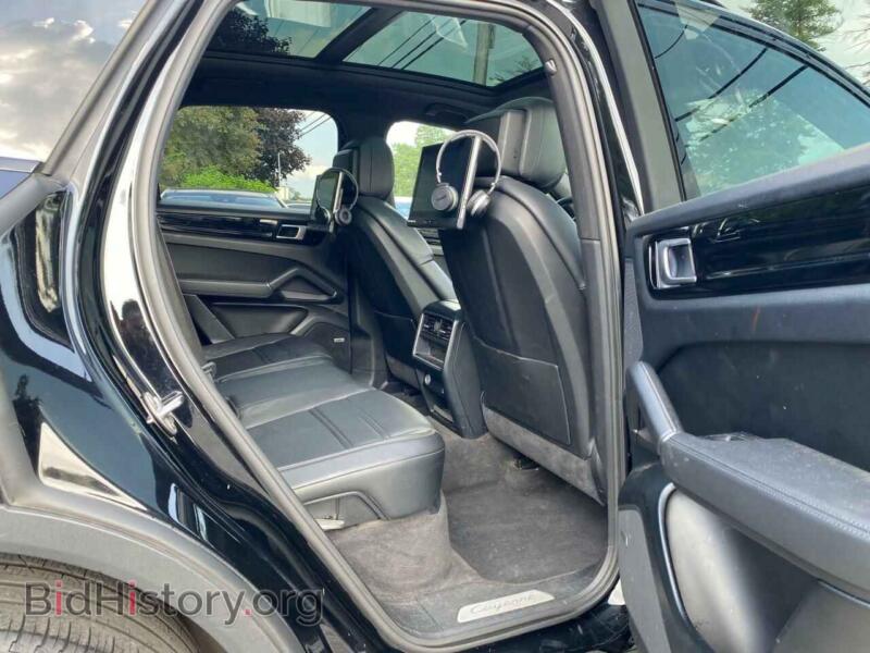2019 Porsche CAYENNE (VIN WP1AA2AYXKDA14970) — фото 6 из 11