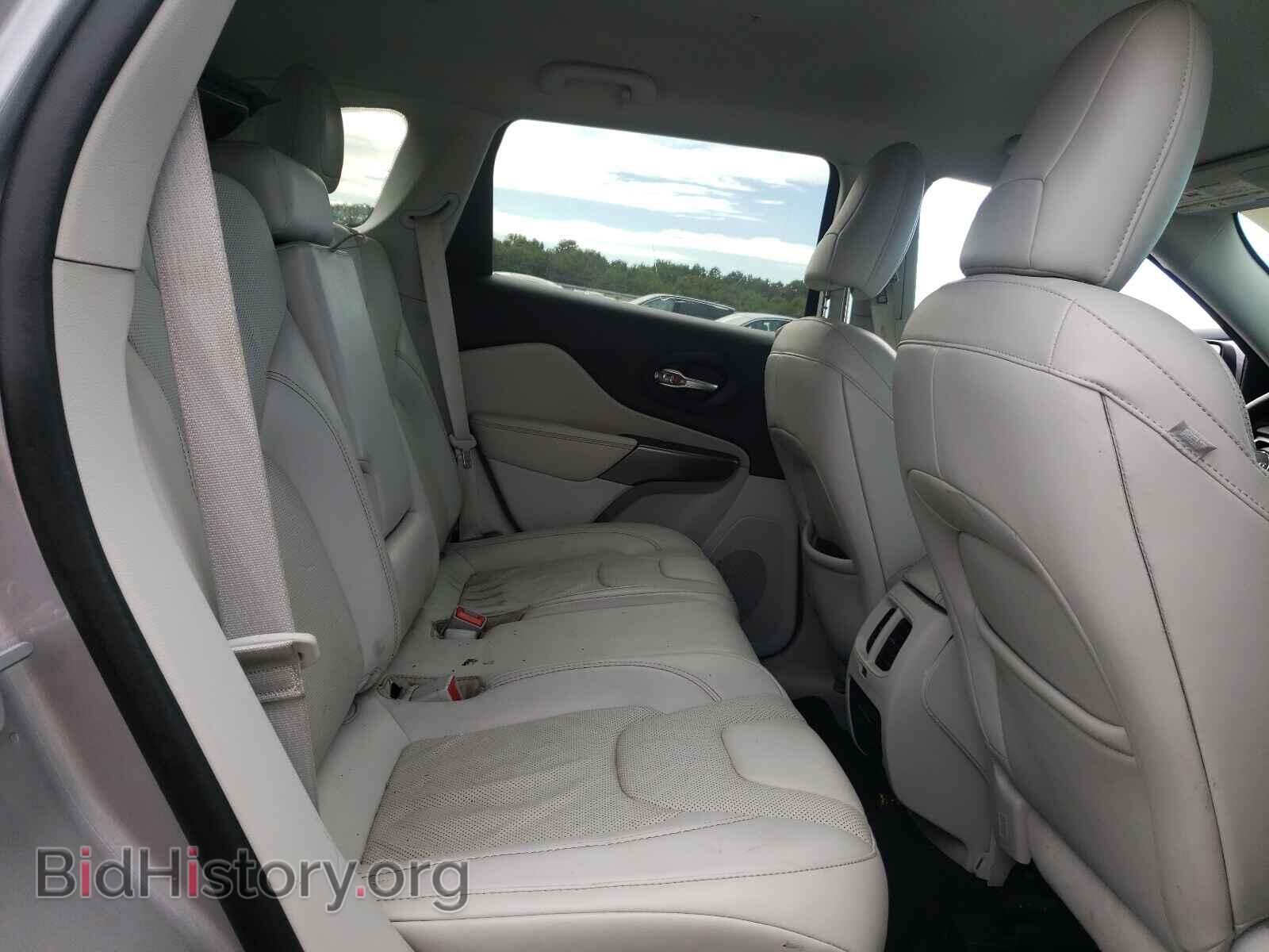 2020 JEEP CHEROKEE - VIN: 1C4PJMDN2LD546370 - Фото 6