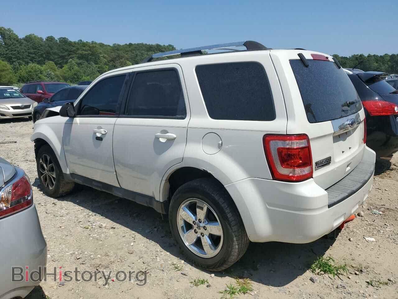2011 FORD ESCAPE - VIN: 1FMCU9EG6BKC59221 - Photo 2