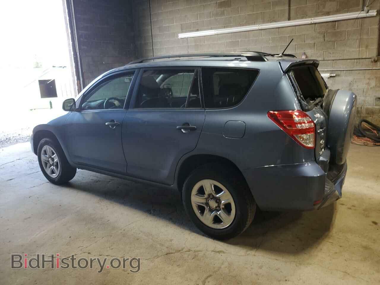 2011 TOYOTA RAV4 - VIN: 2T3BF4DV4BW137221 - Фото 2