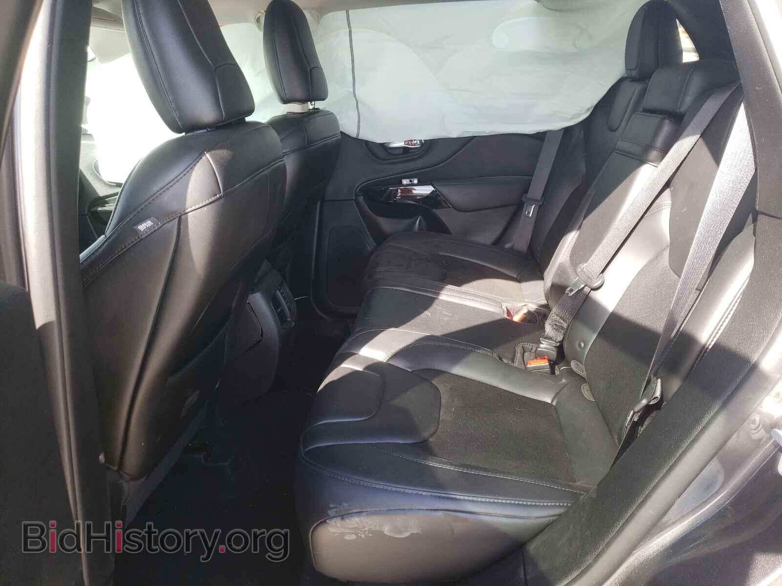 2019 JEEP CHEROKEE - VIN: 1C4PJLLB1KD369956 - Фото 6
