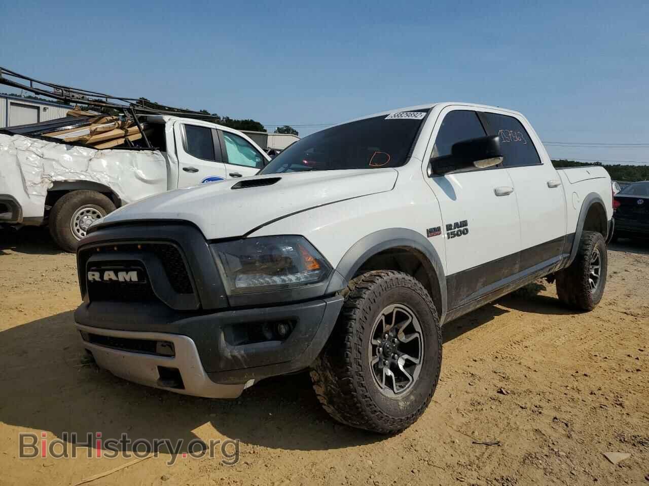2015 RAM 1500 - VIN: 1C6RR7YT8FS785571 - Фото 2