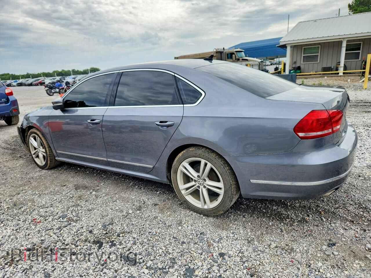 2015 VOLKSWAGEN PASSAT - VIN: 1VWCV7A37FC036224 - Фото 2