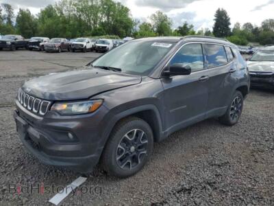 2022 Jeep COMPASS Latitude, темно-серый — VIN 3C4NJDBB3NT122998, Copart