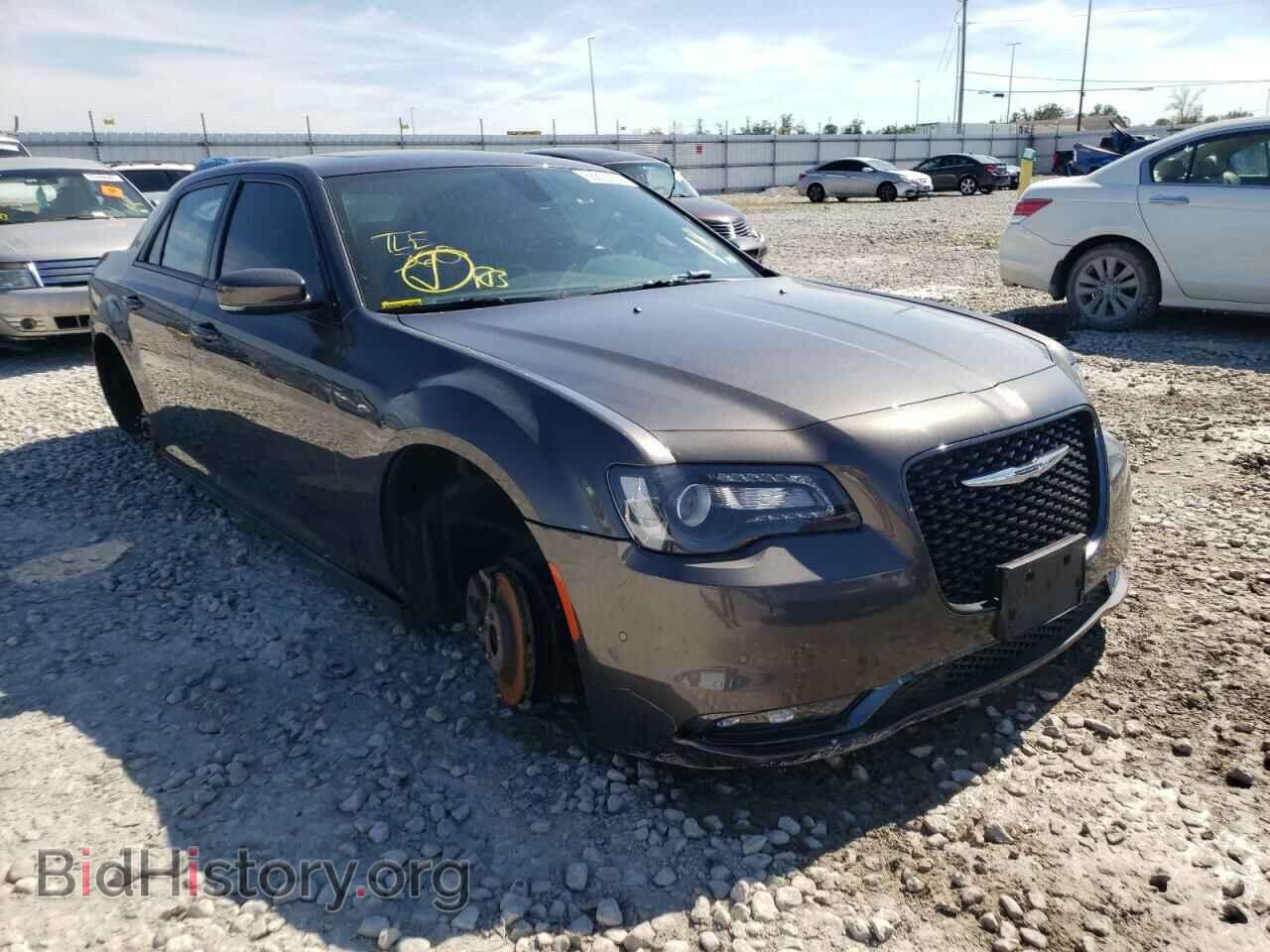 Фотография 2C3CCABG6KH602246 - CHRYSLER 300 2019
