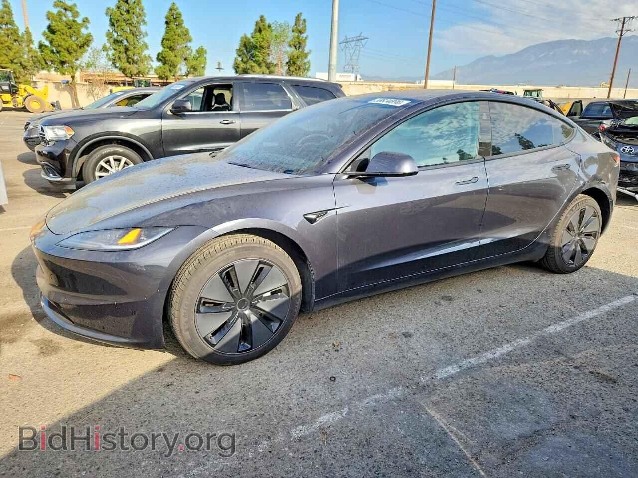 Photo 5YJ3E1EAXSF044260 - TESLA MODEL 3 2025