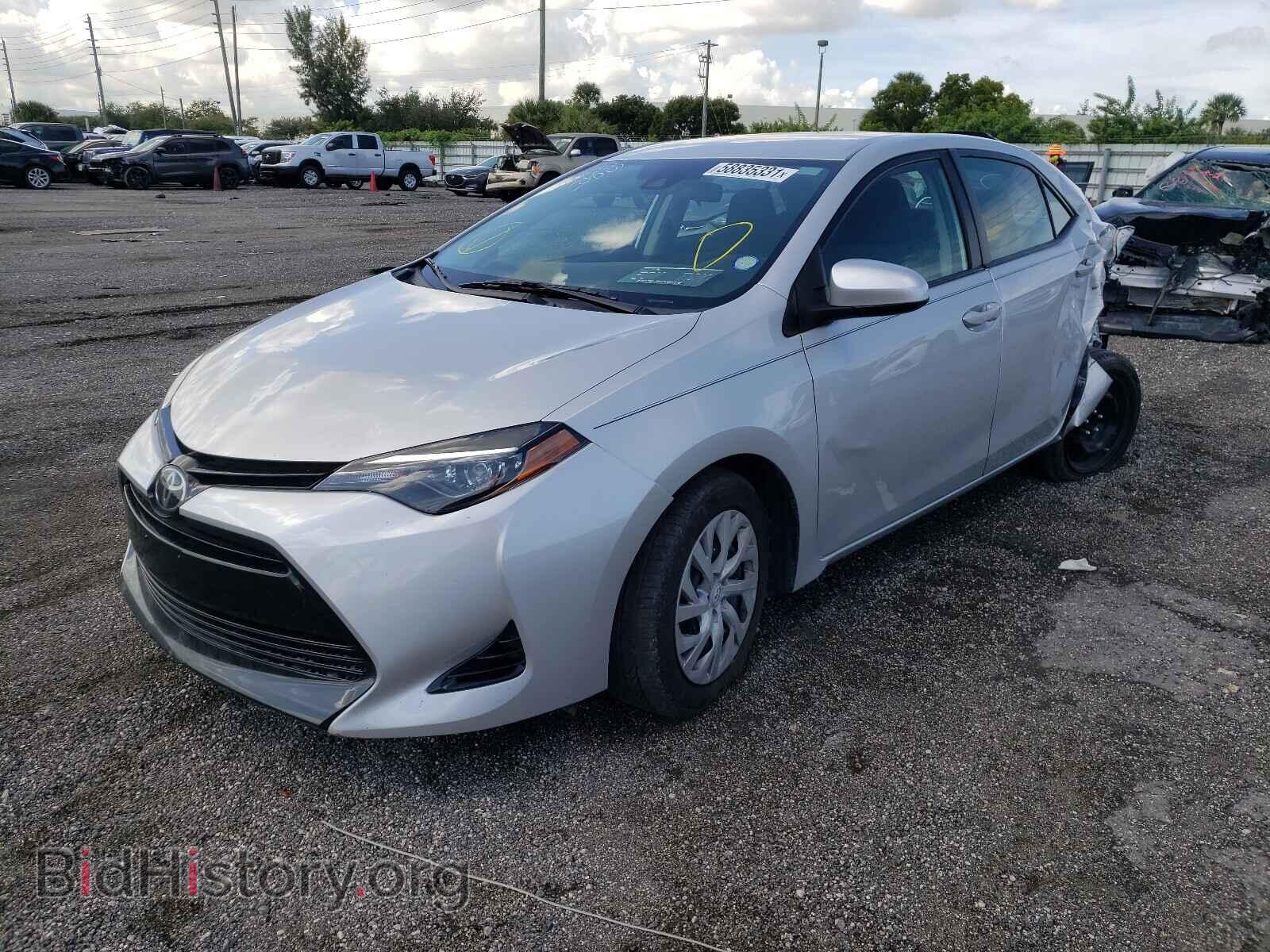 2018 TOYOTA COROLLA - VIN: 5YFBURHEXJP814083 - Фото 2
