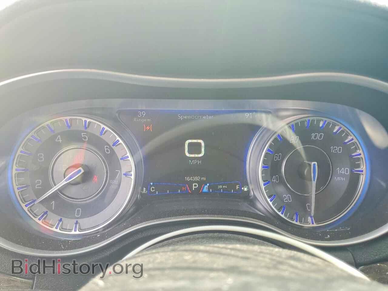 2016 CHRYSLER 300 - VIN: 2C3CCAEG1GH151858 - Фото 9