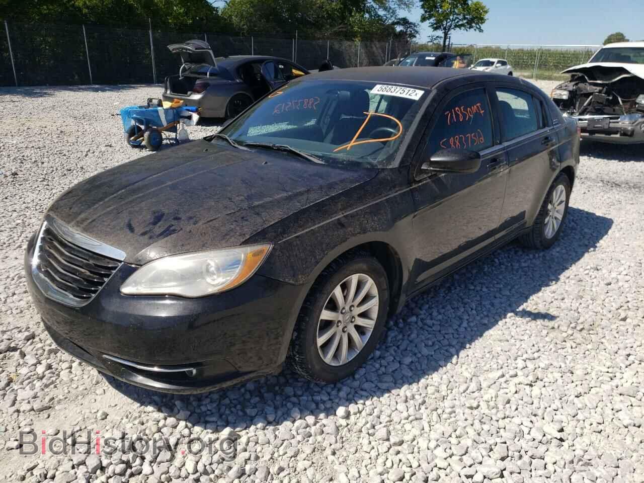2014 CHRYSLER 200 - VIN: 1C3CCBBB2EN101134 - Фото 2