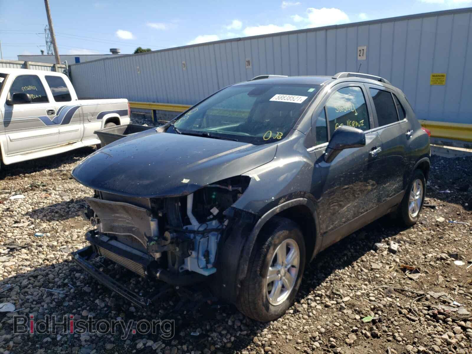 2017 CHEVROLET TRAX - VIN: 3GNCJPSB6HL164411 - Фото 2