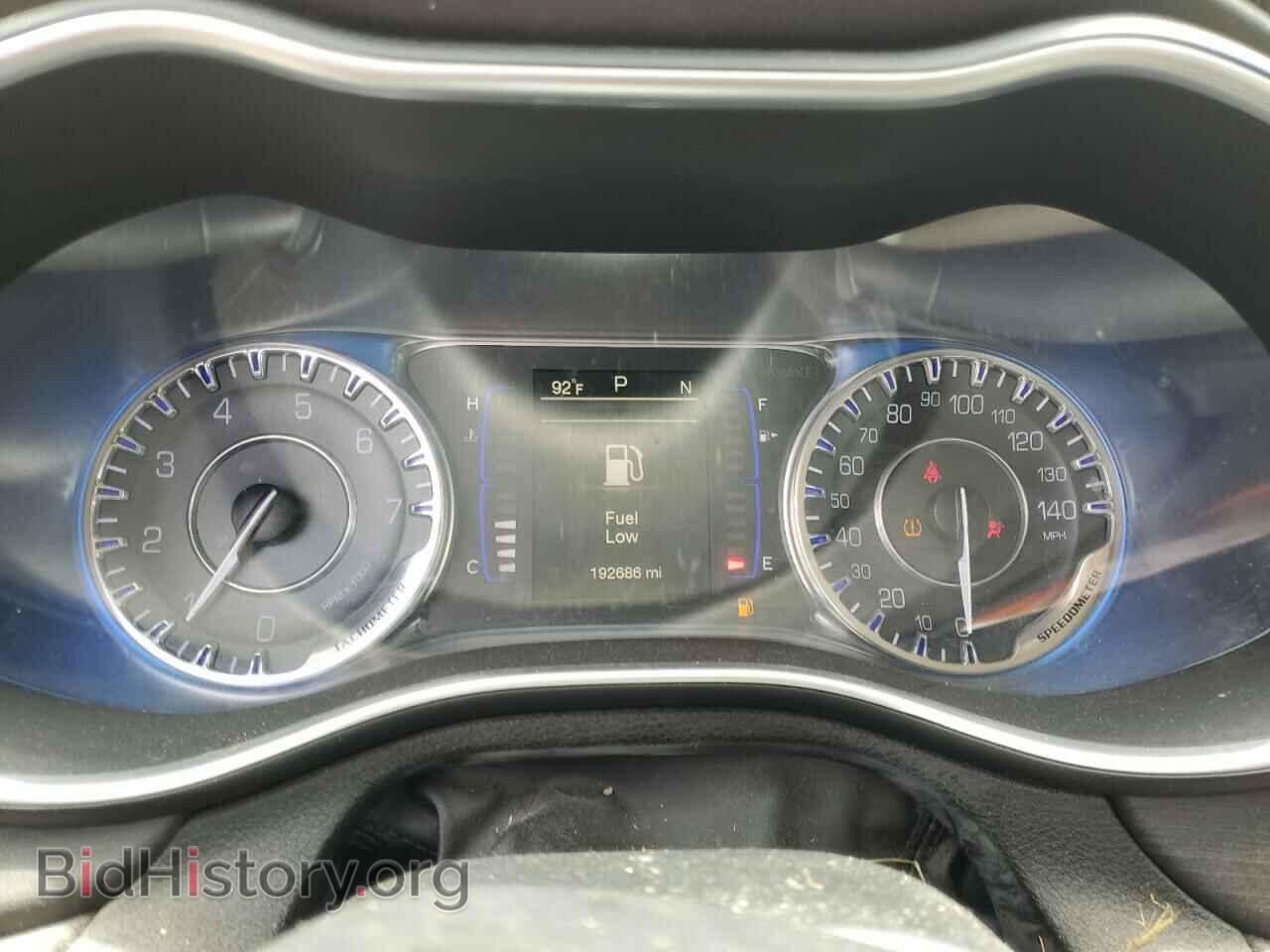 2016 CHRYSLER 200 - VIN: 1C3CCCAB0GN178708 - Фото 9
