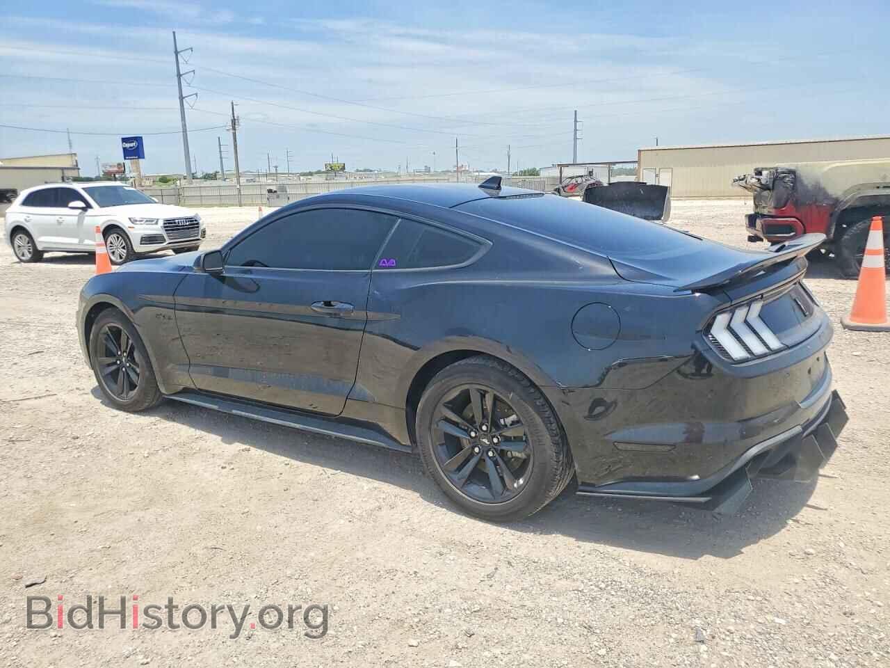 2021 FORD MUSTANG - VIN: 1FA6P8CF6M5153842 - Фото 2