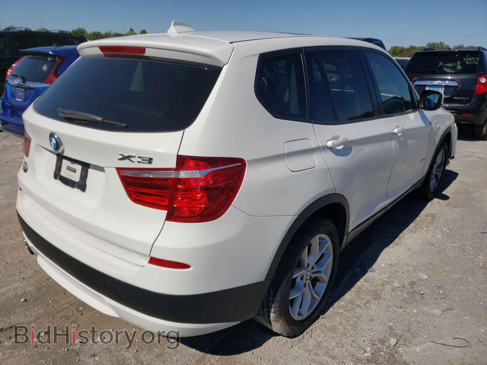 2014 BMW X3 - VIN: 5UXWX7C5XE0E77811 - Фото 4