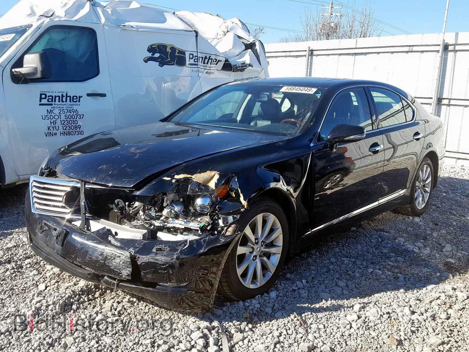 2011 LEXUS LS460 - VIN: JTHCL5EF2B5010791 - Фото 2