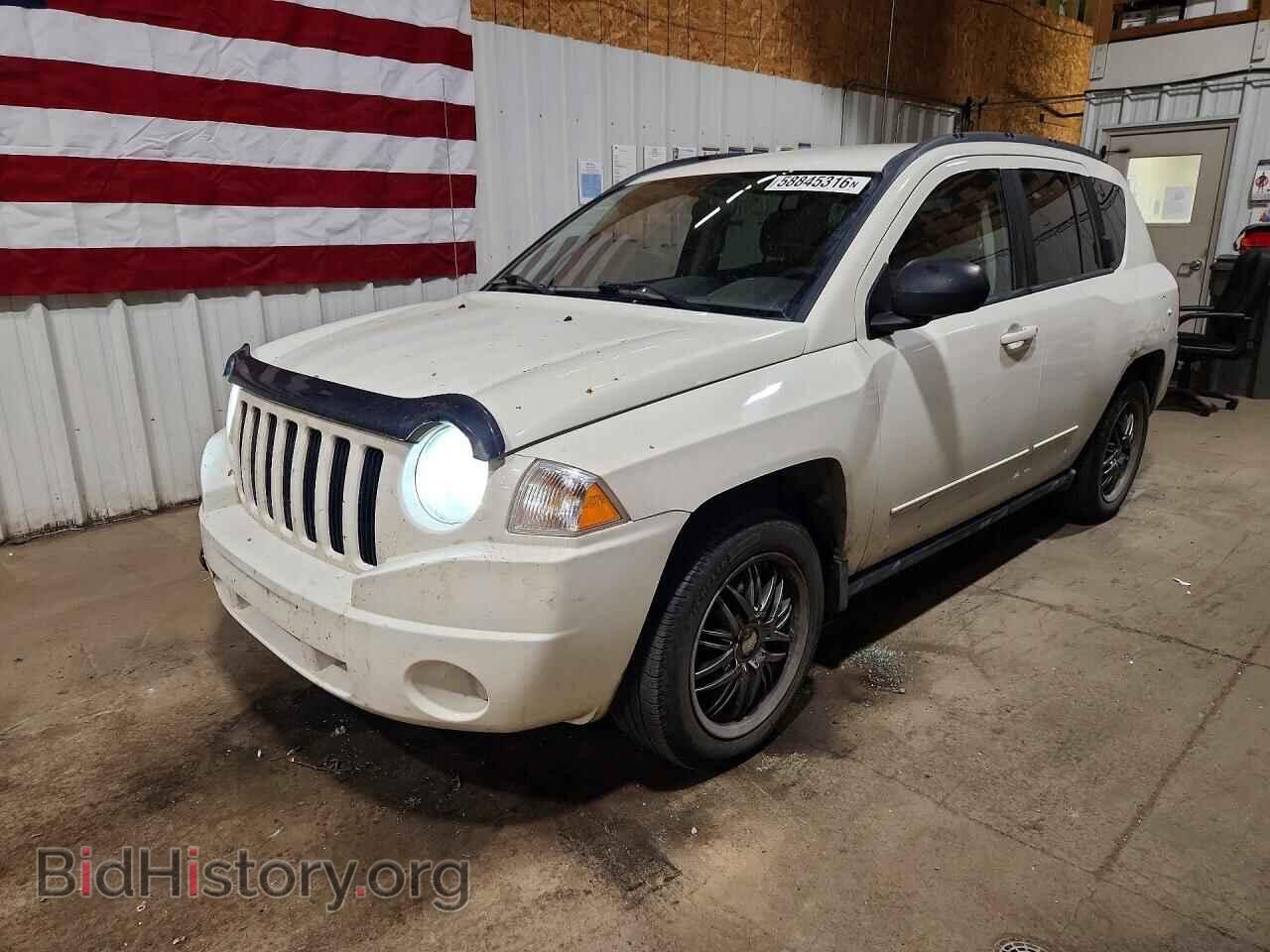 Фотография 1J4NT4FA8AD506863 - JEEP COMPASS 2010