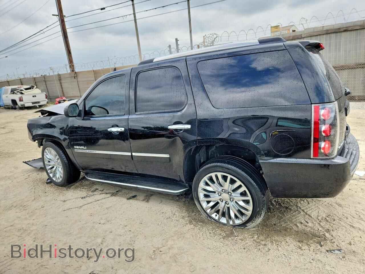 2014 GMC YUKON - VIN: 1GKS2EEF8ER104773 - Фото 2
