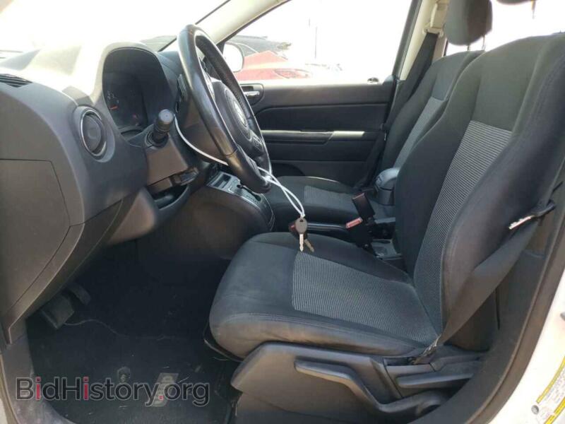 2012 Jeep COMPASS (VIN 1C4NJDEB5CD609134) — photo 7 of 13