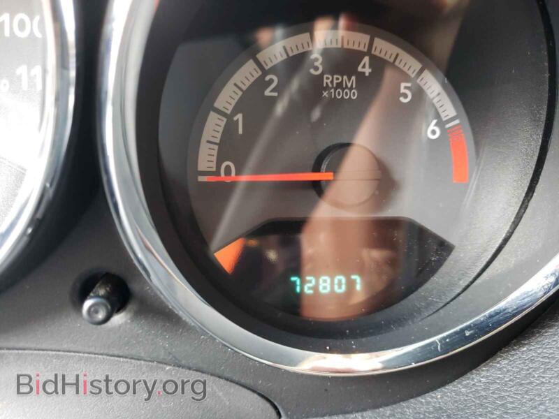 2011 Dodge CALIBER (VIN 1B3CB3HA0BD262202) — photo 8 of 10