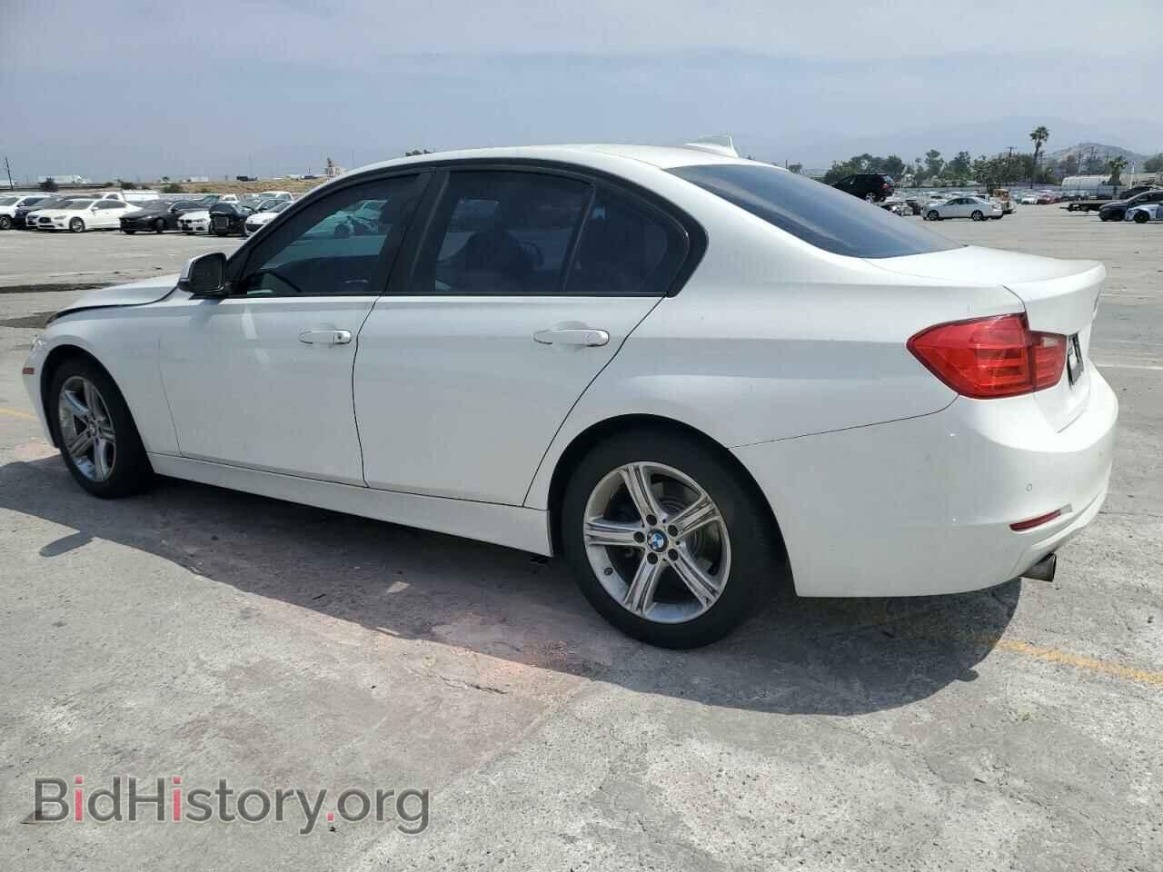 2015 BMW 3 SERIES - VIN: WBA3B1G58FNT07018 - Фото 2
