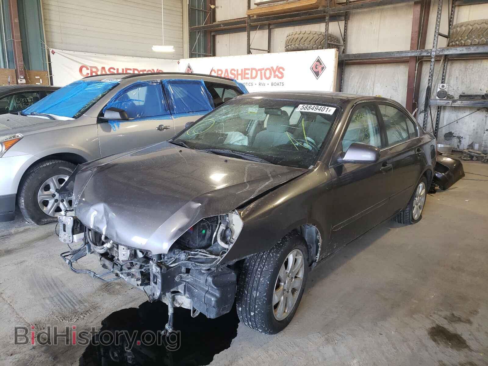 2008 KIA OPTIMA - VIN: KNAGE124X85178290 - Фото 2