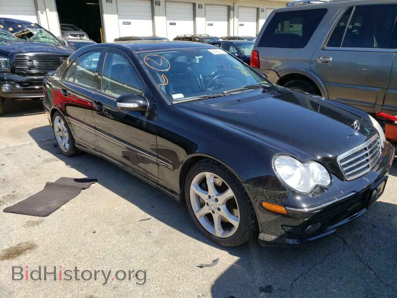 Photo WDBRF52H07E027653 - MERCEDES-BENZ C-CLASS 2007