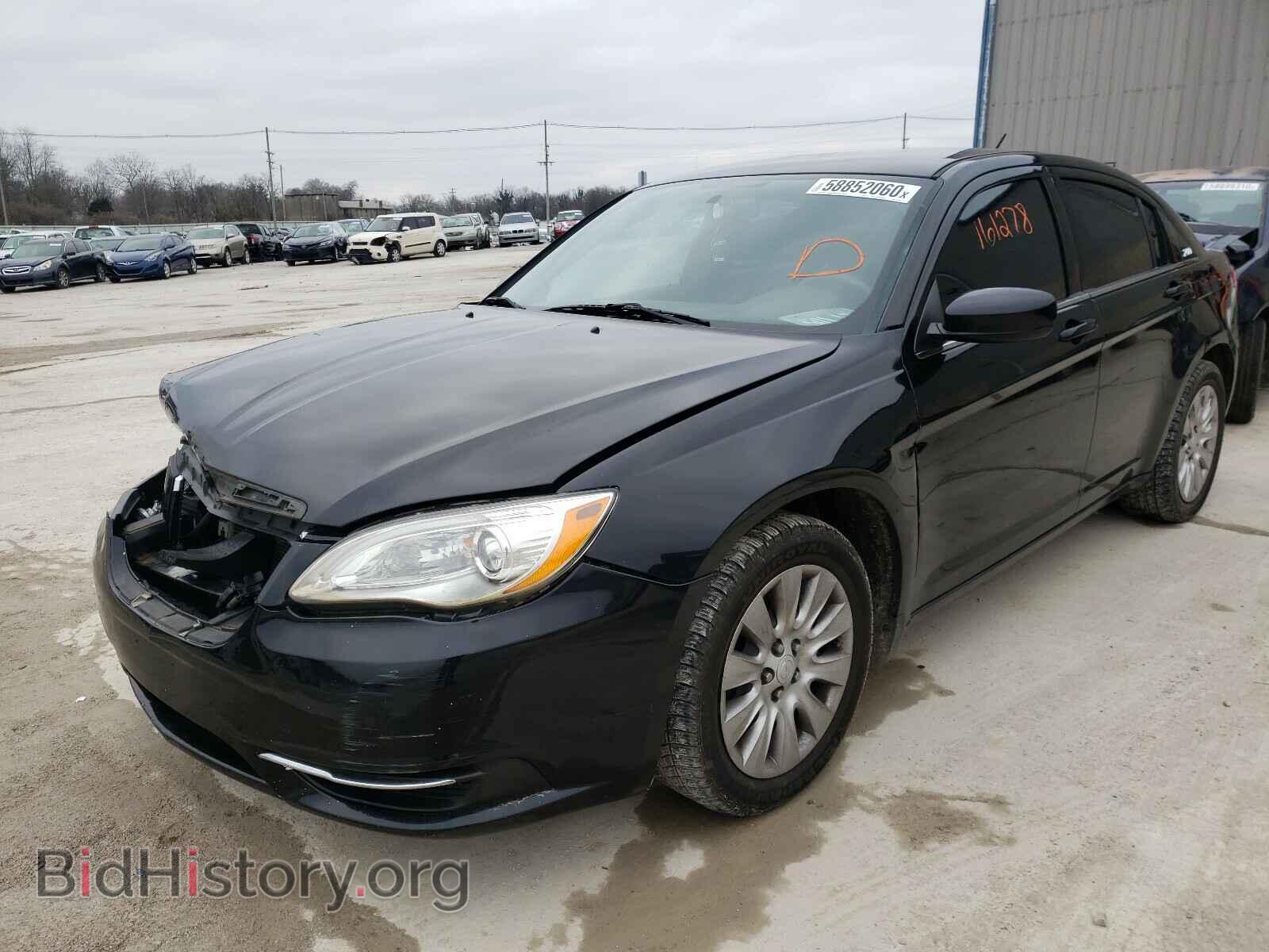 2012 CHRYSLER 200 - VIN: 1C3CCBAB3CN281593 - Фото 2