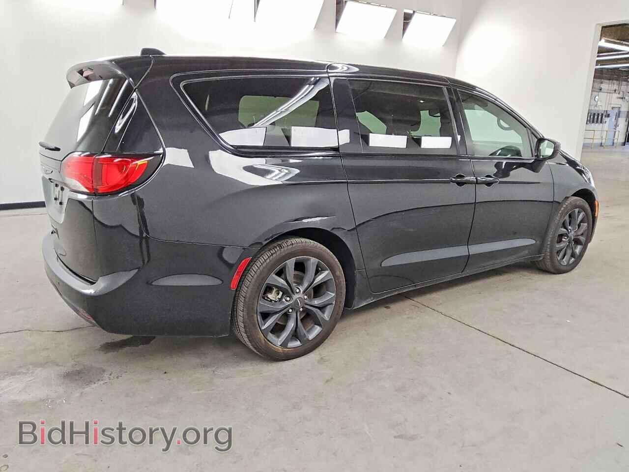 2018 CHRYSLER PACIFICA - VIN: 2C4RC1FG3JR198217 - Photo 3